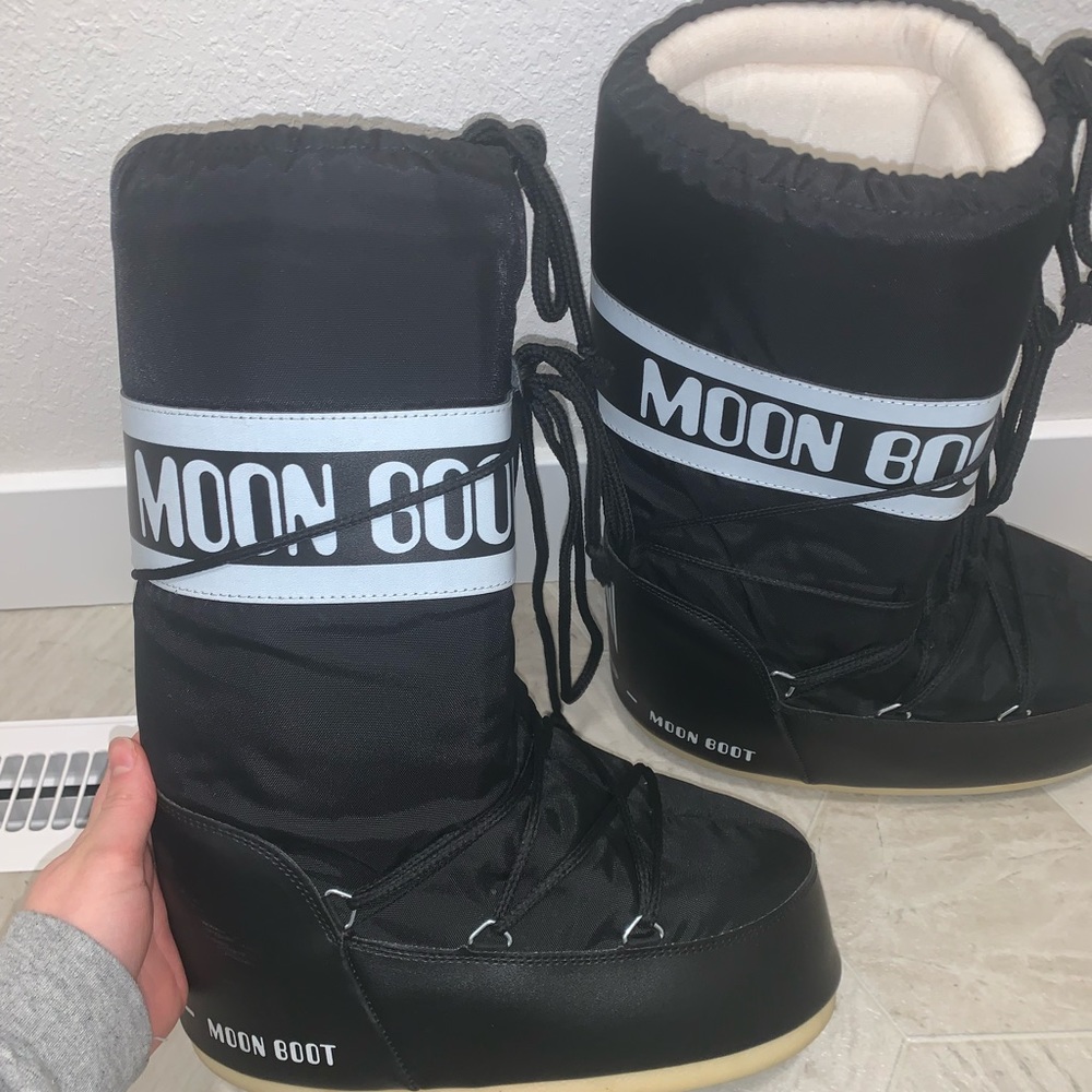 Moon Boot - Picture 2 of 4